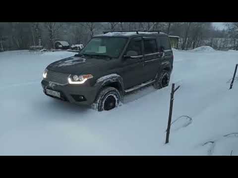 Видео: Уаз патриот по глубокому снегу .