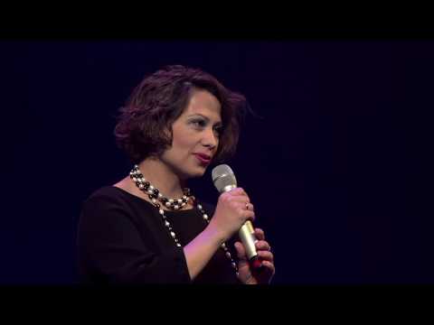 Видео: Инна Разумихина - Бежит дорога