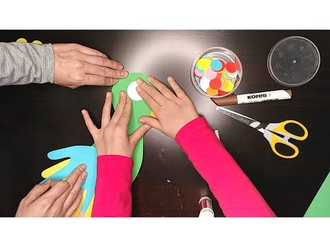 Видео: Аппликация в четыре руки. Попугай. Творческий мастер-класс для детей и родителей.