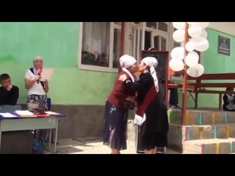 Видео: Беш Коргон Орто мектеби 11 класс Бутуруучулор 1997