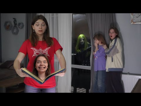 Видео: СОЗДАЛА ХУДШУЮ ВЕРСИЮ СЕБЯ! СТРАШНАЯ ИСТОРИЯ НА НОЧЬ