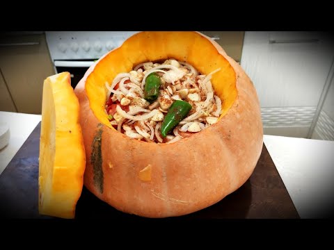 Видео: МЯСО 🥩 в ТЫКВЕ!!! Баранина с овощами запеченная в Тыкве. ENG SUB