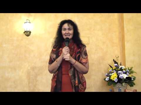 Видео: 21/10/2017 Мантра-вечеринка с Мариной Таргаковой "Как перестать сражаться и научиться любить?"