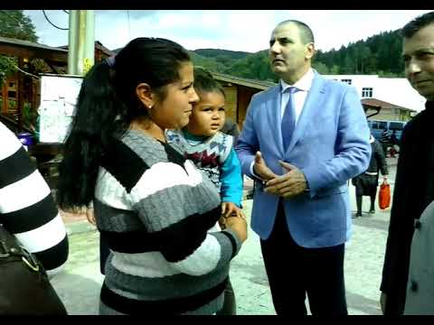 Видео: Предизборна среща на Цветислава Цветкова в гр.Трън на 06.10.2017 г. 12:45 часа (1)