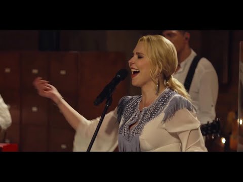 Видео: Musician Reacts to | ПЕЛАГЕЯ — Да-ла-рай-да (live «Квартирник НТВ у Маргулиса»)