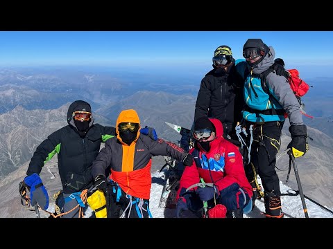 Видео: Восхождение на Эльбрус 2025. Все не по плану...#mountains #горы #эльбрус #travel 