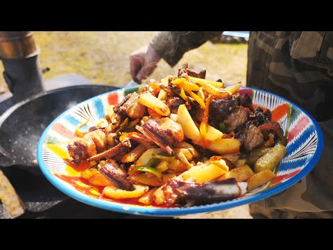 Видео: КАБЫРГА. БАРАНЬИ РЕБРА С КАРТОФЕЛЕМ В КАЗАНЕ