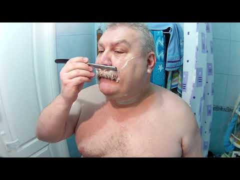 Видео: 💈 Бритье изделием Gold Dollar 66