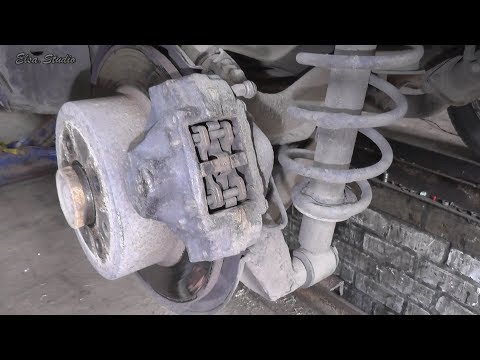 Видео: Замена задних тормозных колодок Opel Vectra B
