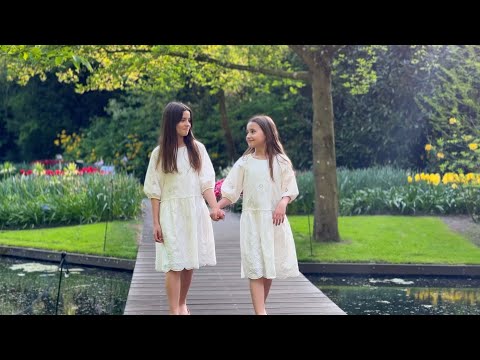 Видео: Держит Он Меня