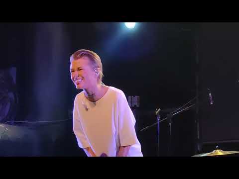 Видео: Дана Соколова - Стоп-игра (Нирвана, Екатеринбург) 31.10.2025