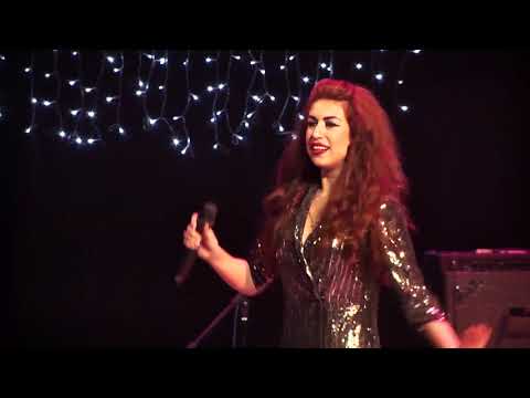 Видео: Группа "РАНДЕВУ" песня "НЕЗАМУЖНЯЯ"