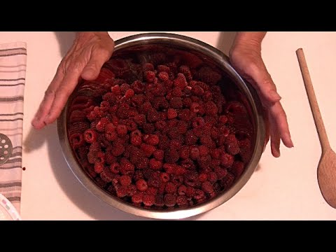 Видео: Малиновое варенье,сохраняем витамины/Raspberry jam, retain vitamins.