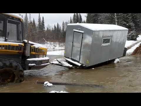 Видео: Преодоление брода комплекса Ponsse off-road лесозаготовительной техники