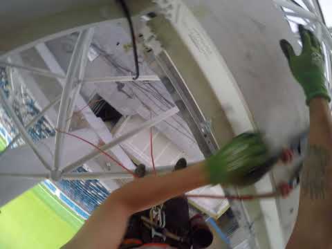 Видео: Стадион динамо, протяжка гофры с оптикой.