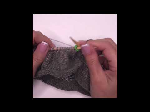 Видео: Упражнения для вязания жаккарда без протяжек с двух рук. 4