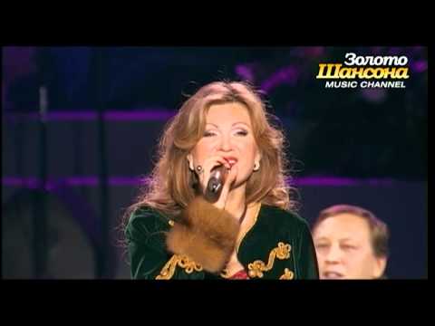 Видео: Вика Цыганова - Белой акации гроздья душистые
