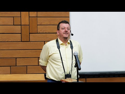 Видео: Емоционалната интелигентност в академичната среда - общуване и междуличностна чувствителност