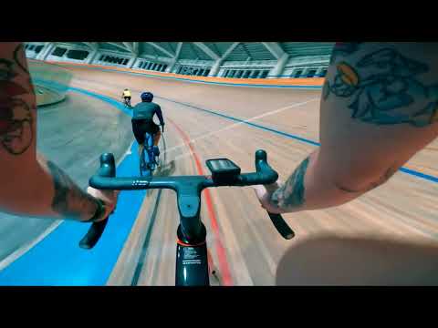 Видео: Велотрек. Тренировка на китайском карбоновом велосипеде Twitter r12 pro.