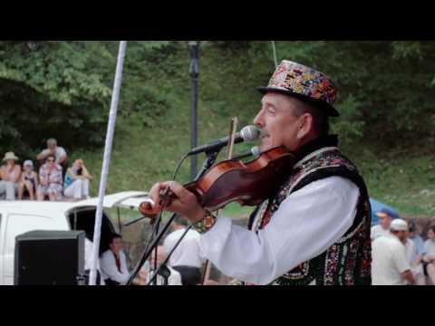 Видео: Дмитро з Ясенова - Співанка як баба діда доїла