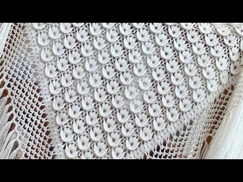 Видео: Шаль, ОЧЕНЬ простая в исполнении ✨ Crochet shawl ✨