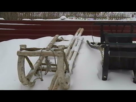 Видео: Сани по старинной технологии: в селе Цингалы возрождают забытое ремесло