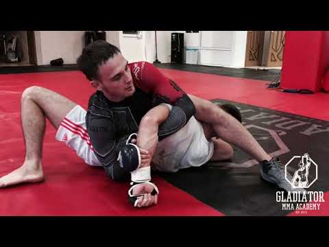 Видео: ММА комбинация. Перевод в партер и несколько вариантов завершения. Академия ММА Гладиатор.