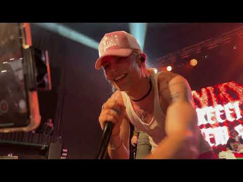 Видео: nkeeei, uniqe, ARTEM SHILOVETS & Wipo — ГЛАМУР (2 раз, 03.08.24, @SOUND, Санкт-Петербург)