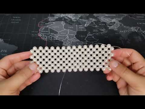 Видео: 🔴 Шкатулка из бусин 3. Или как я плету шкатулку из бусин на камеру. Шкатулка для драгоценностей.