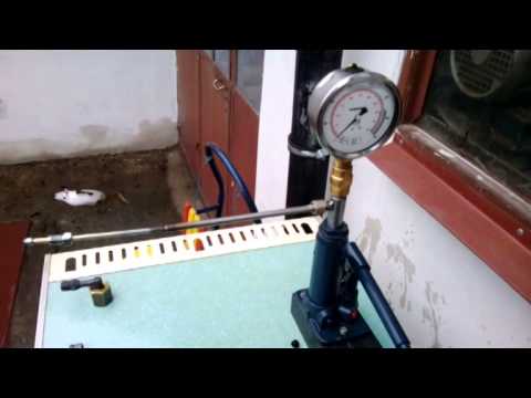 Видео: Опрессовщик из домкрата