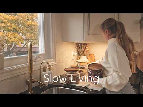 Видео: Уютный осенний день дома | Простой завтрак и домашние шоколадные батончики 🍂 | Неспешная жизнь