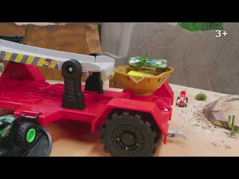 Видео: Monster Trucks против Cars | Epic Downhill Race! | Monster Trucks | @HotWheelsRussia  3+
