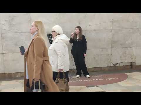 Видео: Сердце плачет и болит - Александра Ломова