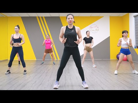 Видео: Классическая тренировка стоя, чтобы избавиться от жира на животе и уменьшить талию