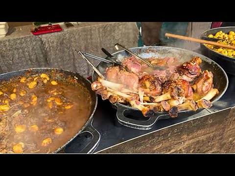 Видео: ЛУЧШАЯ зимняя уличная еда в Праге