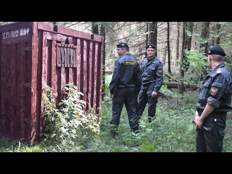 Видео: Полиция ВСТАЛА НА УШИ, когда мужик в лесу нашёл полный контейнер!
