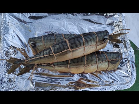 Видео: Красивая скумбрия с первого раза. Три простых правила идеальной скумбрии горячего копчения