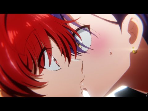 Видео: «Это наш первый поцелуй...»