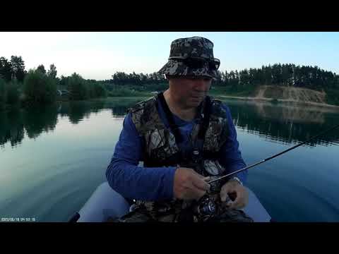Видео: Мормышинг с лодки Карьер