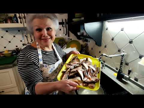 Видео: Где еще угостят такой рыбешкой? (Backstage/за кулисами) Часть 1/2.