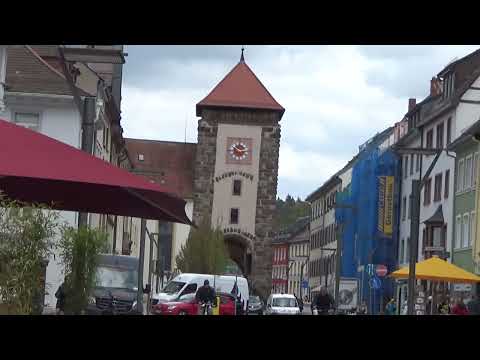 Видео: Город Филлинген Швеннинген  Центр города. Старые крепостные башни.Торговый центр. Старый город.