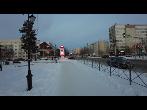 Видео: Прогулка по вечернему Когалыму. ХМАО. A walk through the evening Kogalym. HMAO. Ноябрь 2021
