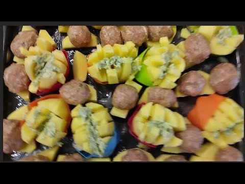 Видео: Цветочки из картошки с тефтельками в духовке