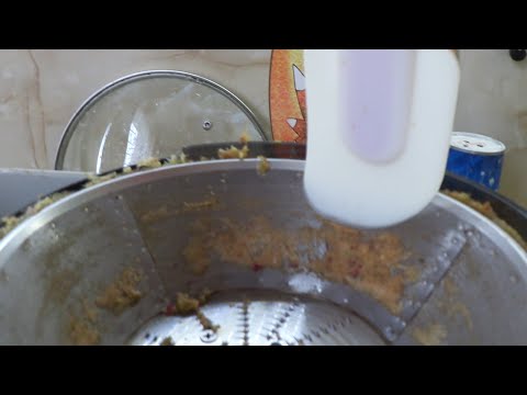 Видео: Соковыжималка ! Лайфхак ! Мелочь, а приятно !