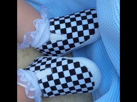 Видео: 10 вещей, которые совершенно не нужны новорожденному