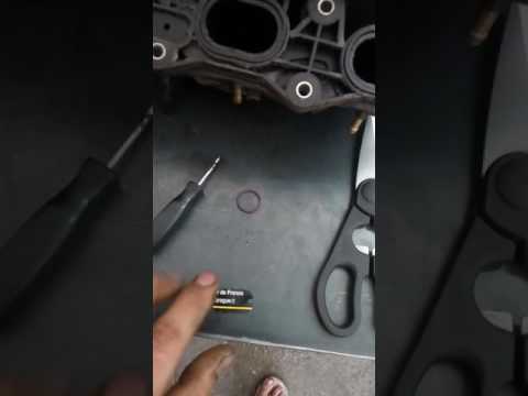 Видео: Масло во впускном колекторе vectra c z22se