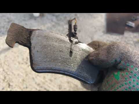 Видео: Мерседес w211 замена задних колодок