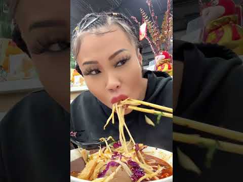 Видео: Бун Бо Хюэ❤️😍🥰😏