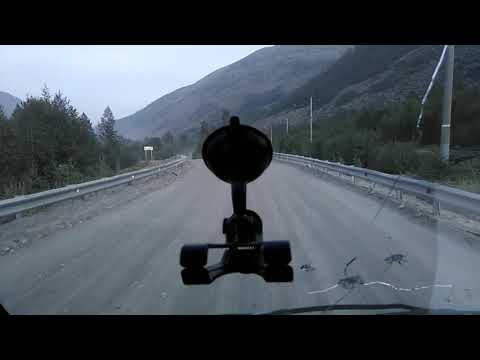 Видео: Северобайкальск скальник шматует резину как макароны