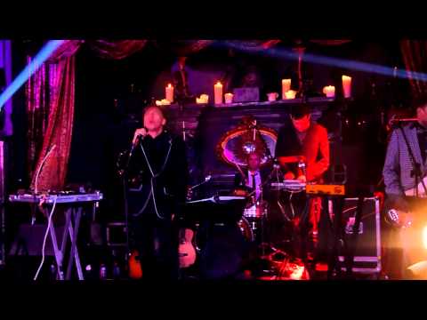 Видео: Мумий Тролль - Кот Кота (Вот И Вся Любовь)